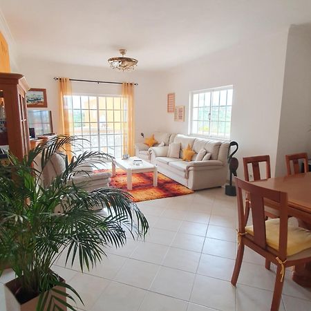 Vila Apartamentos Estrela Lagos Bagian luar foto